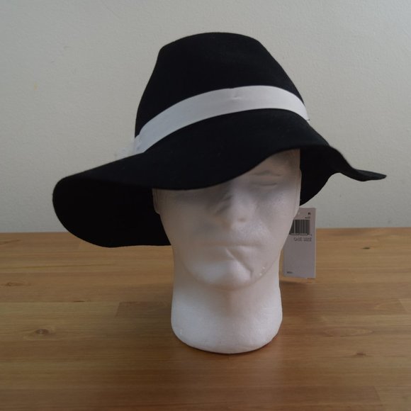 August Hats It Girl 3 Pom Large Wool Fedora Black main image 4